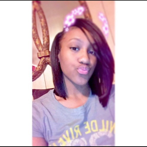 Meet your Posher, Treneisha - Picture 1 of 1